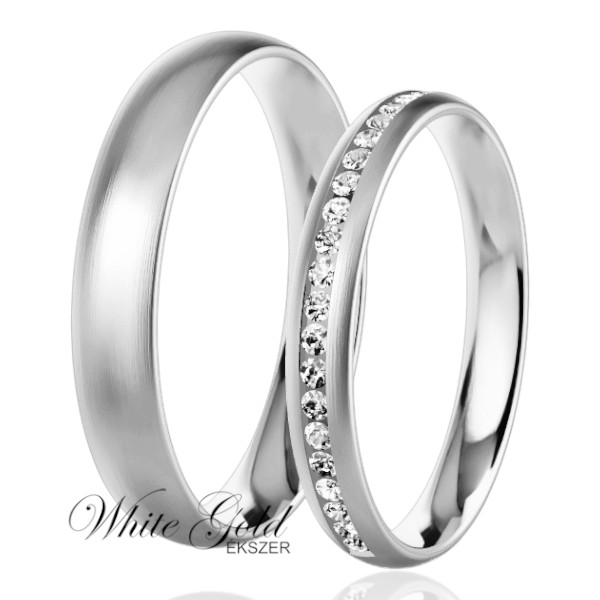 Fehér arany karikagyűrű pár keskeny sorköves női gyűrűvel