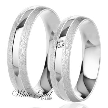 Fehér arany karikagyűrű pár jégkarc véséssel
