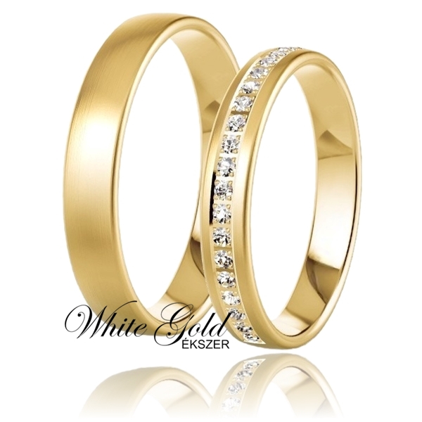 sarga_arany_karikagyuru_102 Sárga arany karikagyűrű pár selyemfényű felülettel és sorköves női gyűrűvel