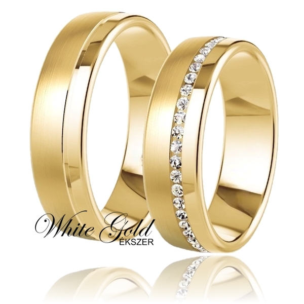 sarga_arany_karikagyuru_46 Enyhén domború profilú sárga arany karikagyűrű pár, matt-fényes felületkombinációval