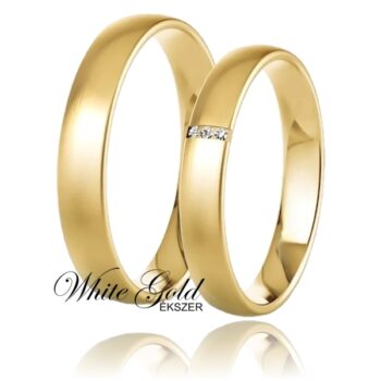 Matt felületű, finoman domború sárga arany karikagyűrű pár