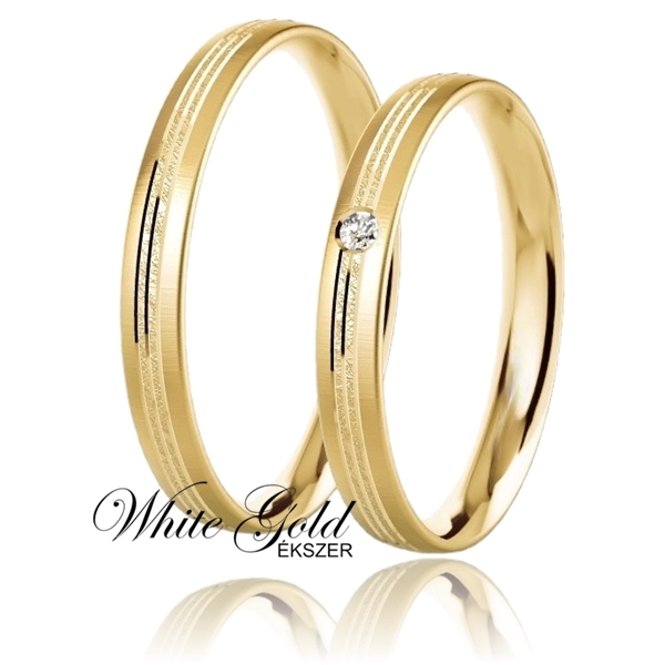 sarga_arany_karikagyuru_93 Sárga arany karikagyűrű pár jégkarc mintával és egy kővel