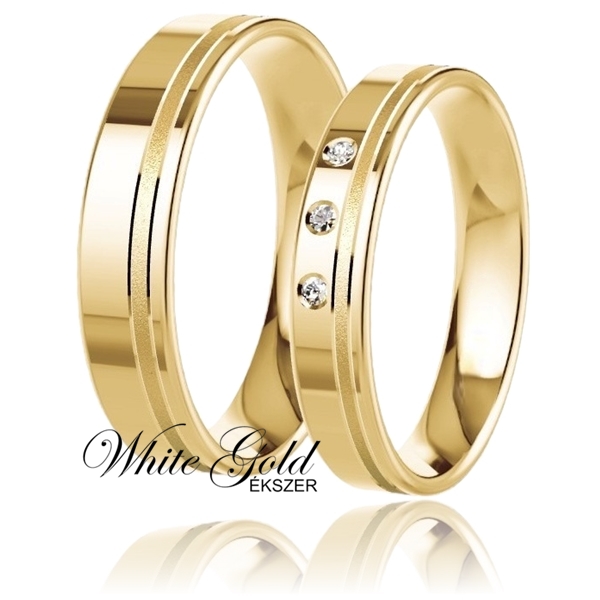 sarga_arany_karikagyuru_94 Sárga arany karikagyűrű pár lapos profillal és három kővel