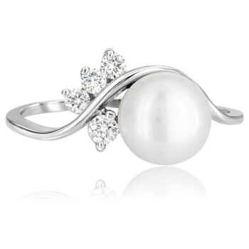 Fehér arany eljegyzési gyűrű gyönggyel