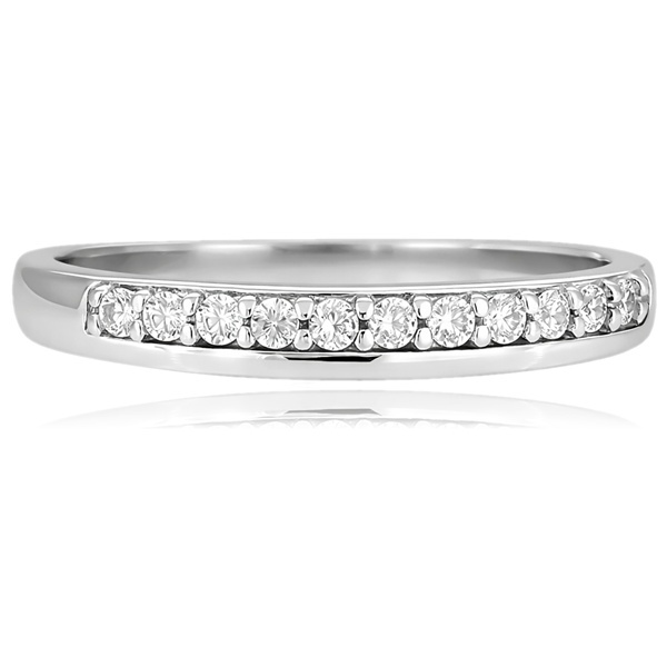 Fehér arany sorköves eljegyzési gyűrű