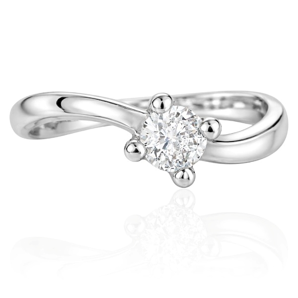 Fehér arany elegáns szoliter eljegyzési gyűrű