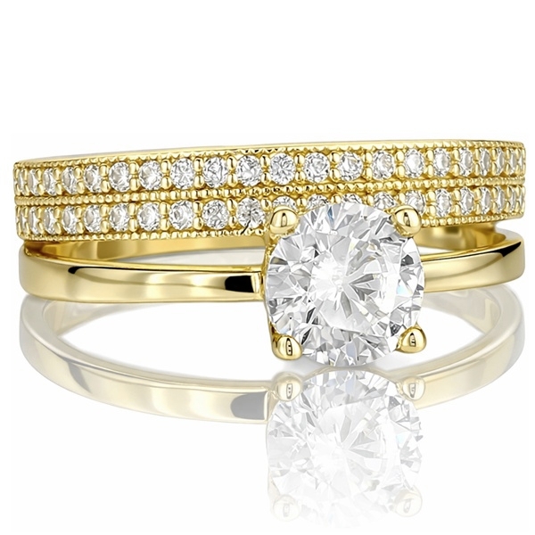 Sárga arany eljegyzési gyűrű többsoros köves gyűrűvel