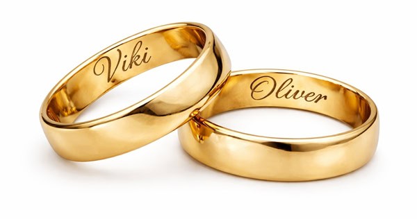 karikagyűrű egyedi véséssel